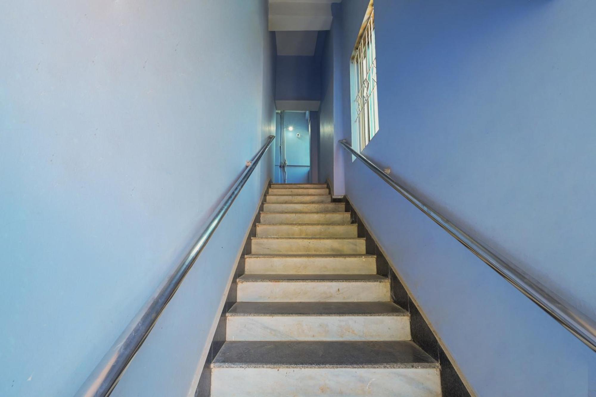 בובנשוואר Hotel O Prateek A Residency מראה חיצוני תמונה